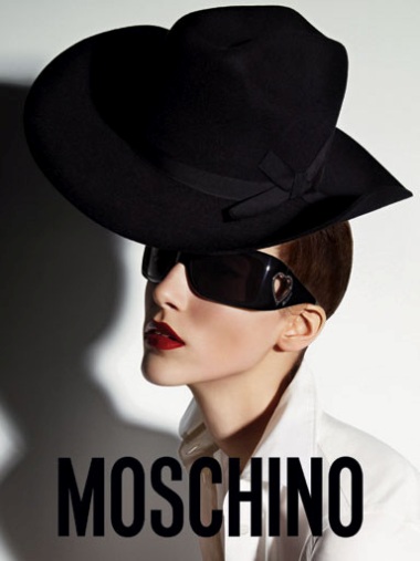 Moschino ss08 Ad Campaign - 2