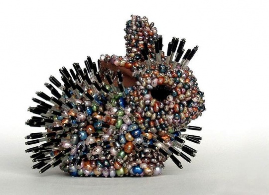 Sari Liimatta, Overbreeding jewelry sculpture, 2010
