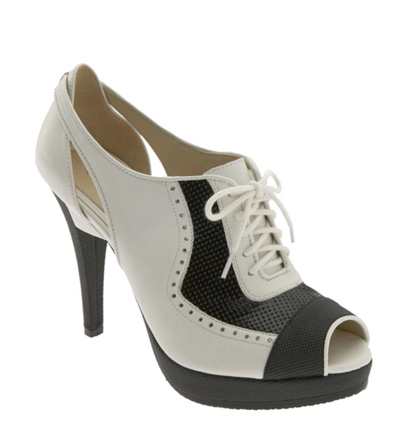 Salon shoes