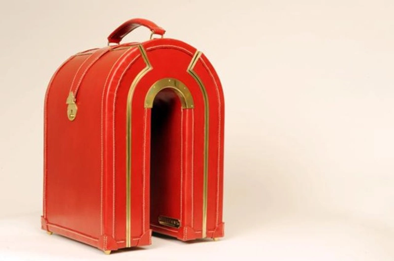 Williams British Handmade luggage