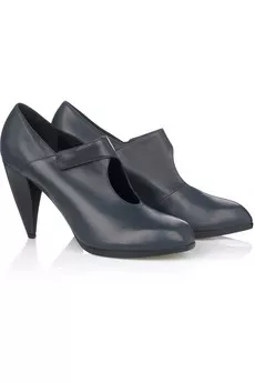 Leather shoe