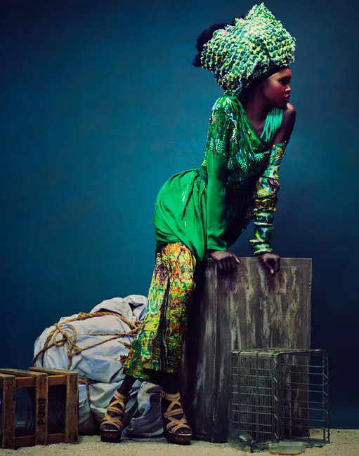 Alek Wek in "Global Gathering"