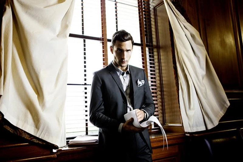 Noah Mills for Breuninger - 1