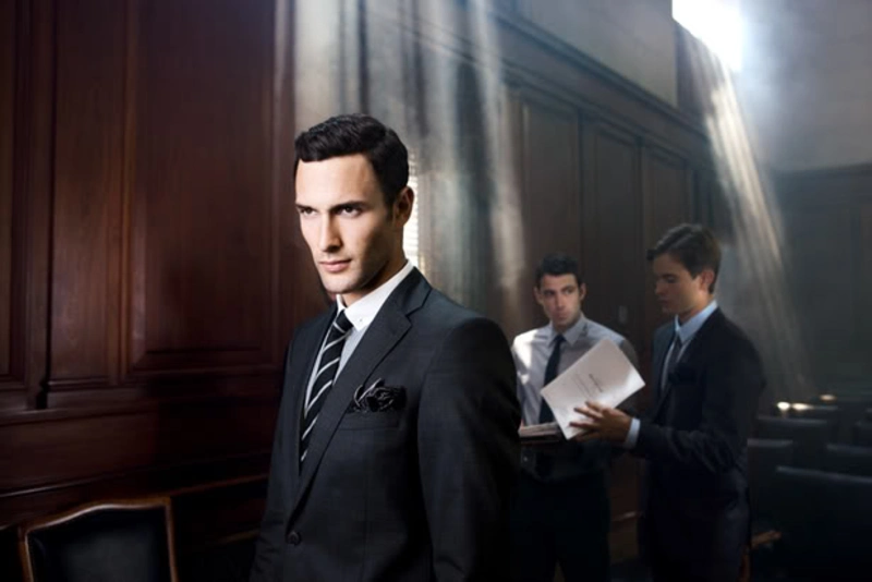 Noah Mills by Tim Petersen