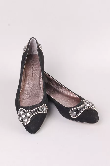 Ruble Jeweled Flat