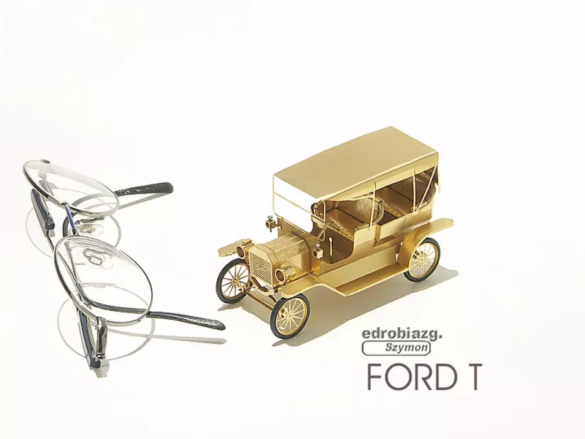 Szymon Klimek brass vintage Ford