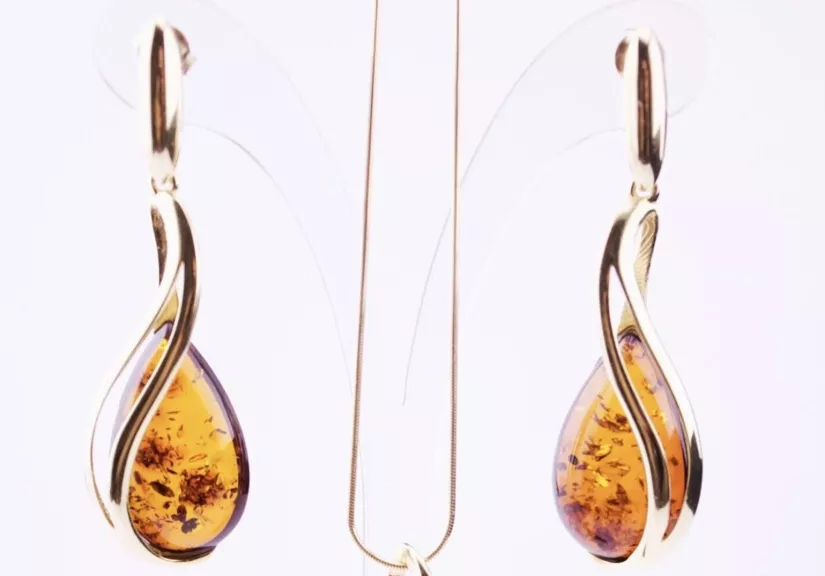 amber earrings