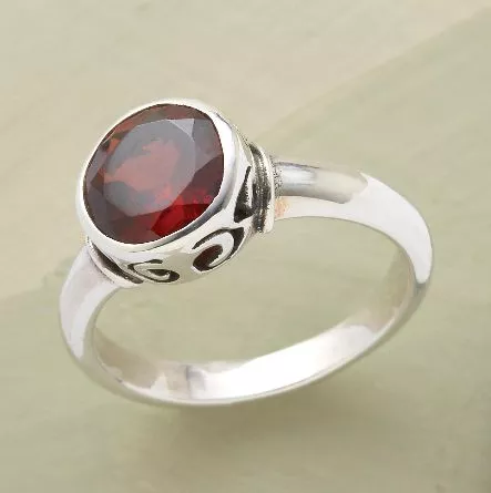 Brilliant garnet ring