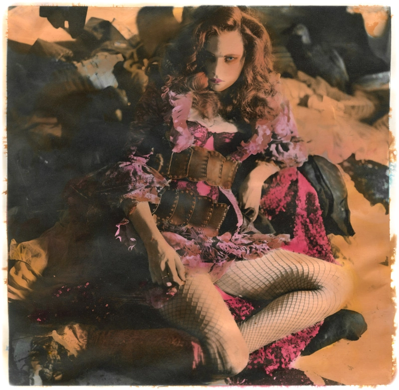Ellen Rogers, At Lucillas divano