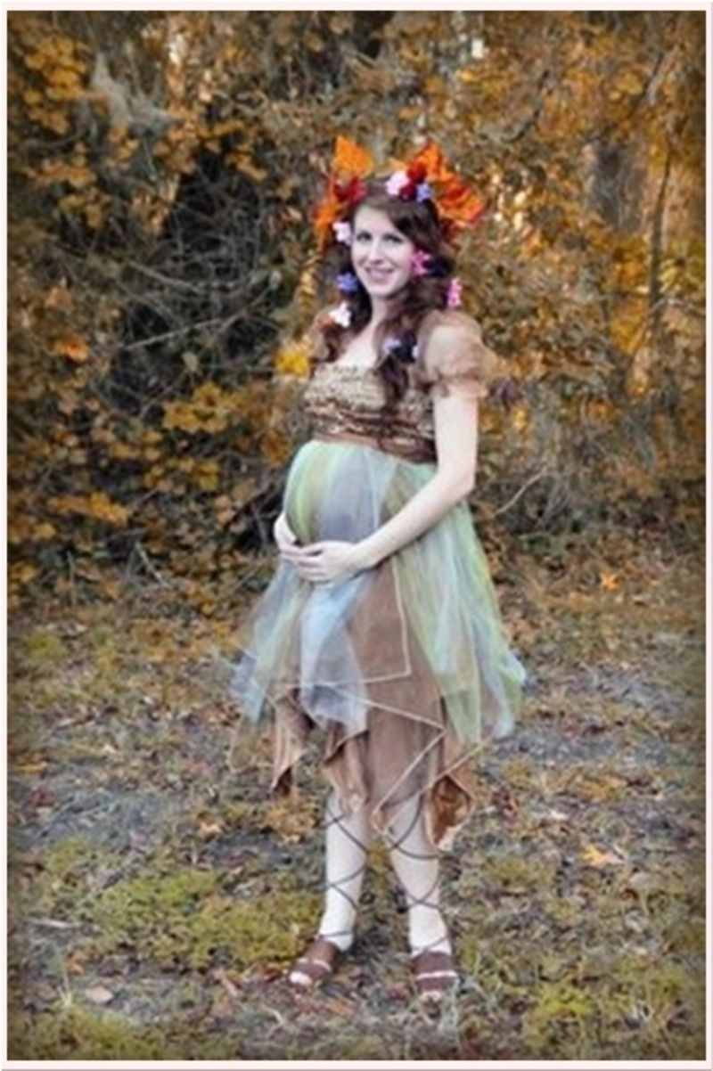 Halloween costumes for pregnant women