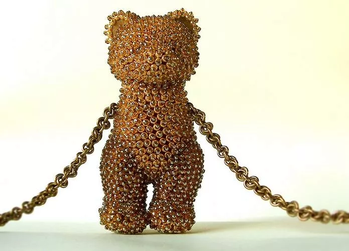 Sari Liimatta, Kingdom necklace, 2010