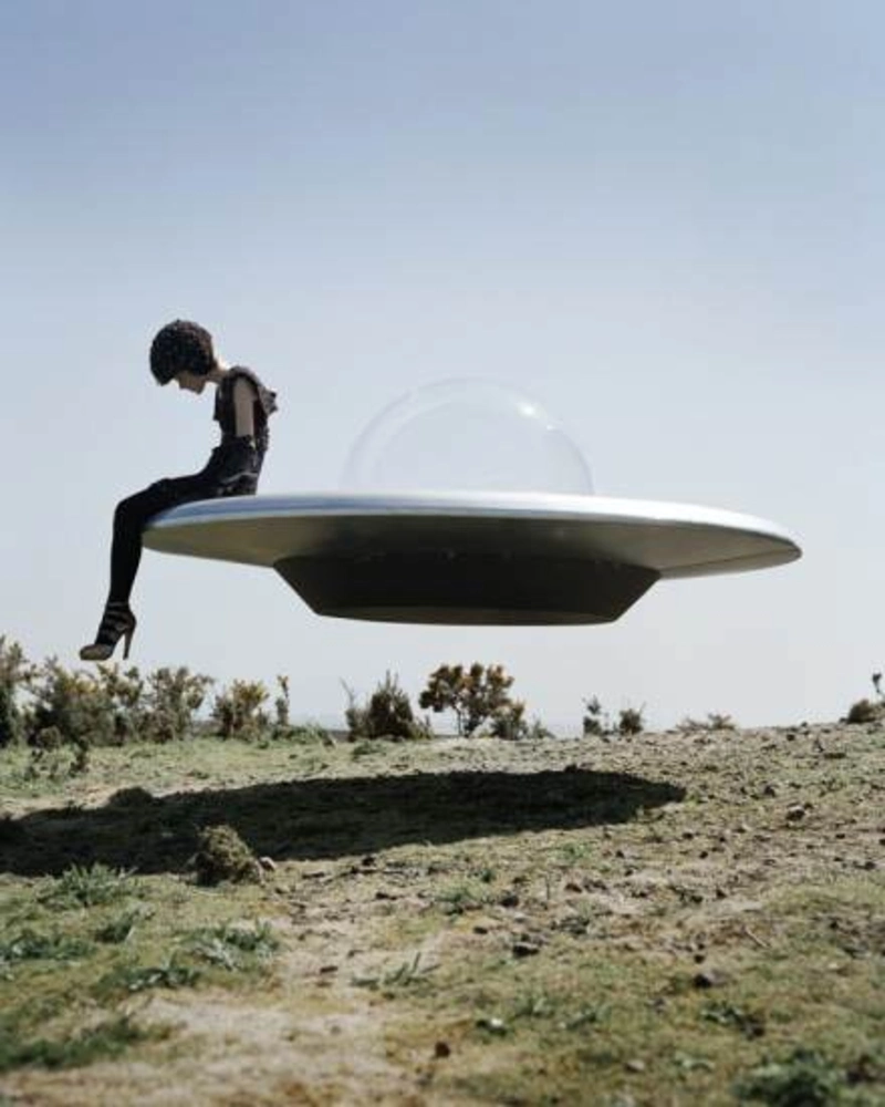 Kinga Rajzak by Tim Walker, British Vogue, 2009