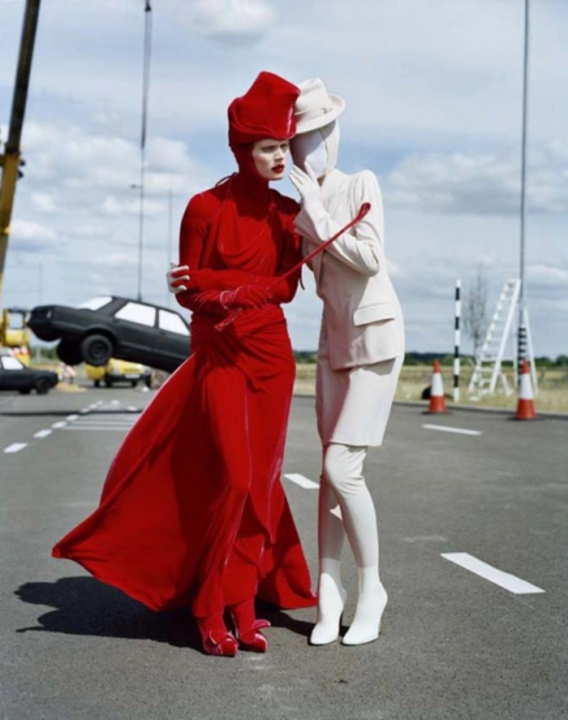 Malgosia Bela and Laura Mccone by Tim Walker, Italian Vogue, 2010