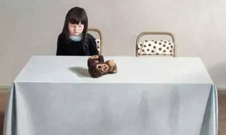 Zai Kuang, Girl and toy