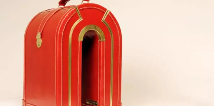 Williams British Handmade luggage