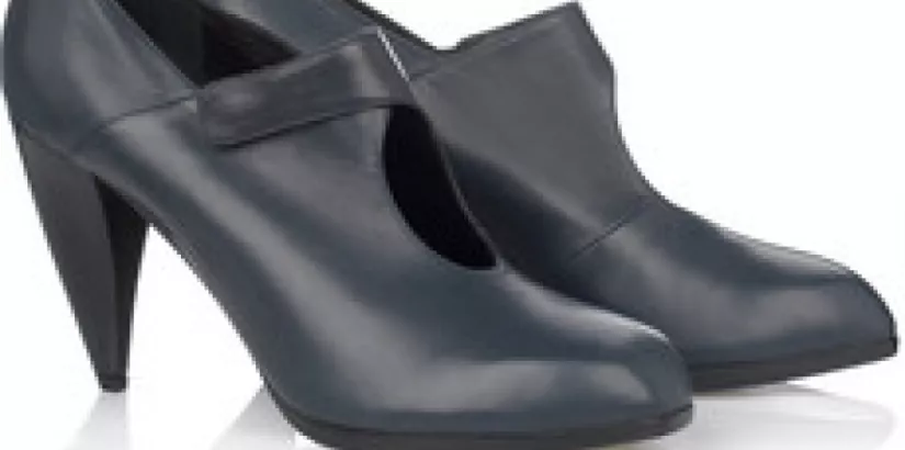 Leather shoe