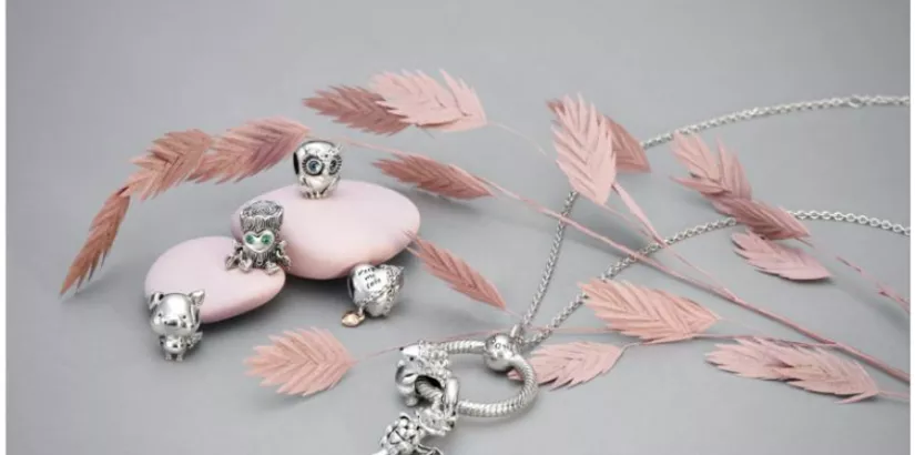 Pandora O pendant