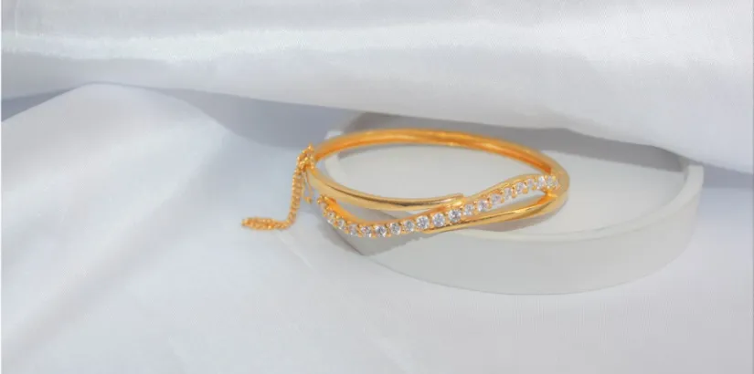 The Timeless Allure of Gold Tennis Bracelets